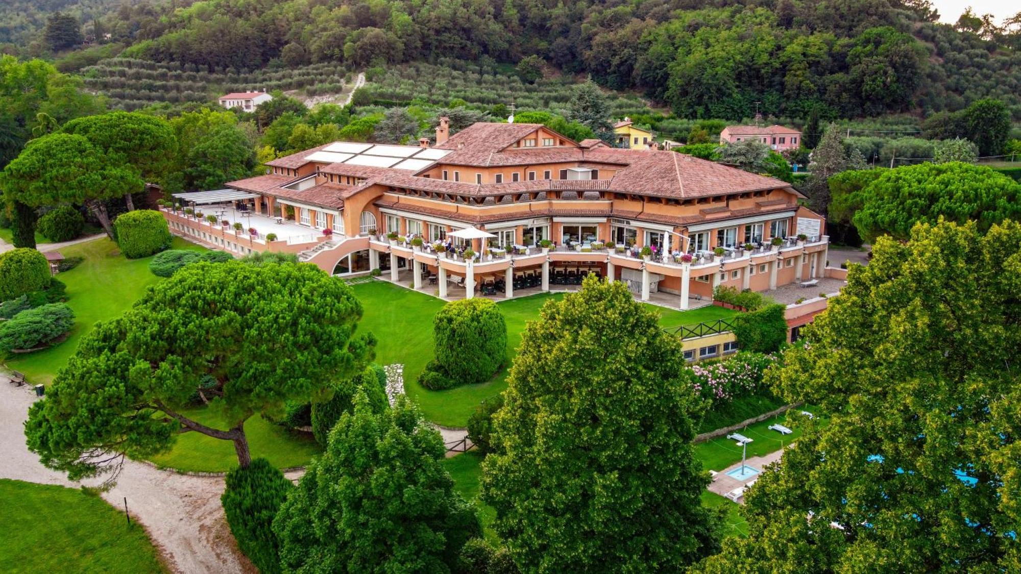 Golf Club Padova - Relais Graya Hotel Galzignano Terme Exterior photo